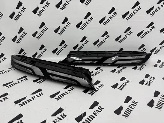 Левое стекло ДХО BMW 7 series G70 2022-2026 BASE