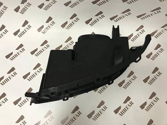 Левый корпус фары Land Rover Range Rover Vogue III 2009-2012 Рестайлинг 2