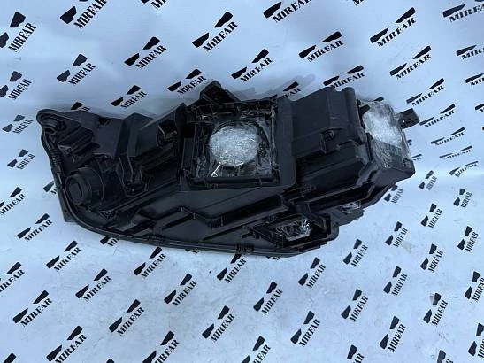 Фара Правая Audi Q5 2017
