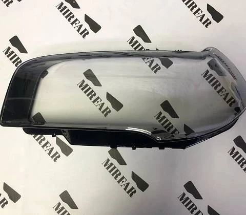 Левое стекло фары BMW X3 E83 2003-2010