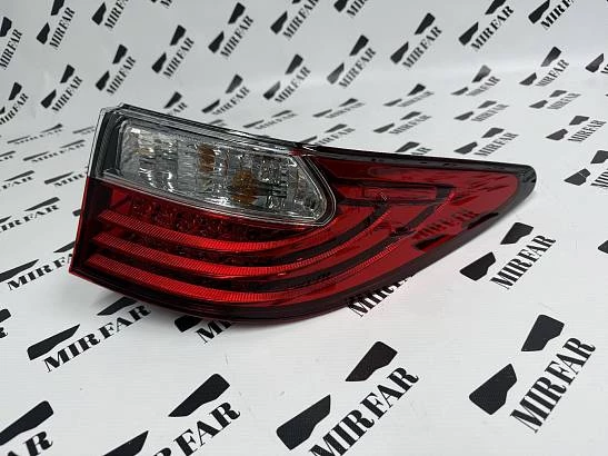 Задний правый внешний фонарь Lexus ES 6 2012-2015
