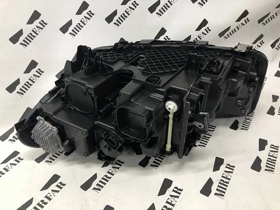 Фара правая BMW 5er G30 2020-н.в. Adaptive LED