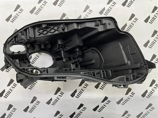 Правый корпус фары Mercedes-Benz GLS x166 2015-2019 Full LED