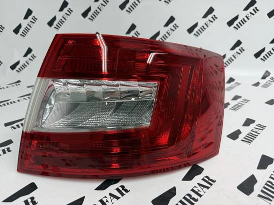 Задний правый внешний фонарь Skoda Octavia 2013-2017