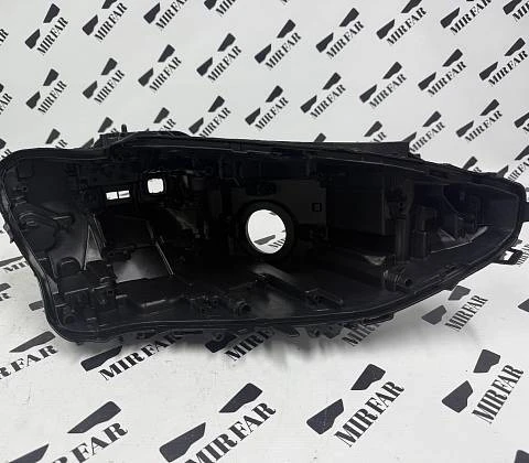 Правый корпус фары BMW 4 series G22 2024- Рестайлинг