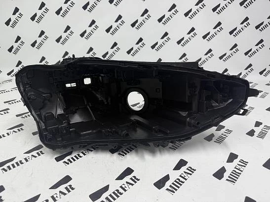 Правый корпус фары BMW 4 series G22 2024- Рестайлинг