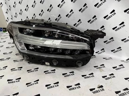 Фара правая Volvo XC90 2015 - 2020