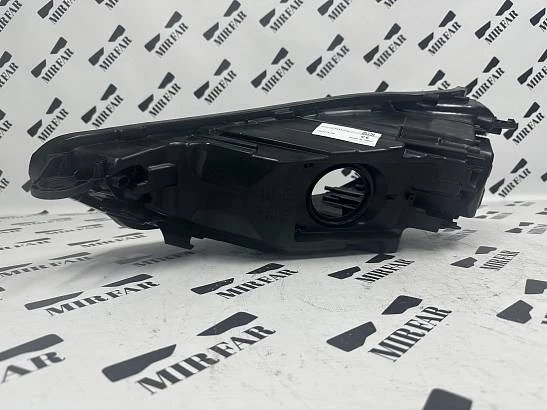 Правый корпус фары Audi Q5 FY 2020-2025 Matrix LED
