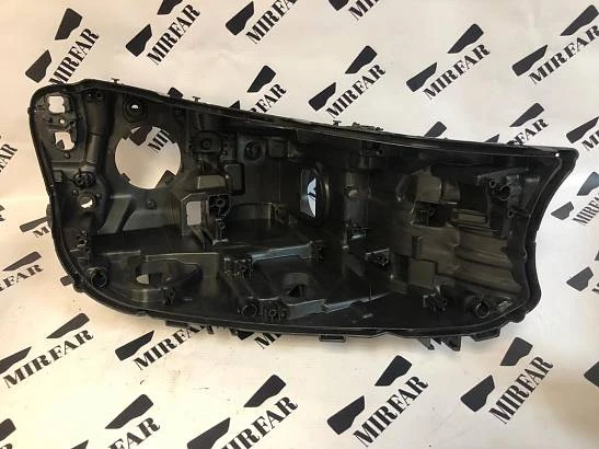 Правый корпус фары BMW 7 series G11 2015-2019 Full LED