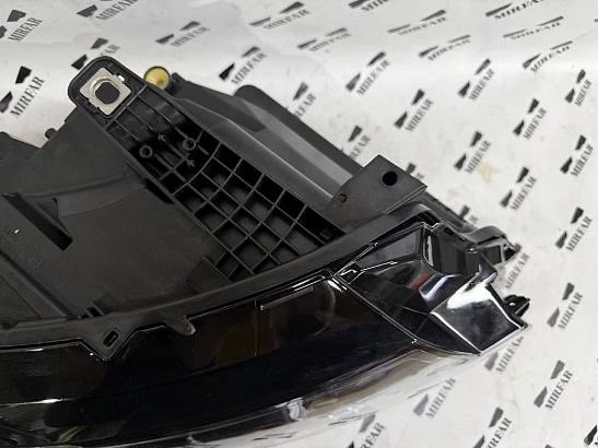 Фара правая Land Range Range Rover L460 2022