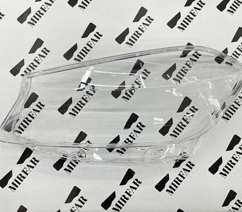 Левое стекло фары Mercedes-Benz A klasse w176 2012-2015 Дорестайлинг 