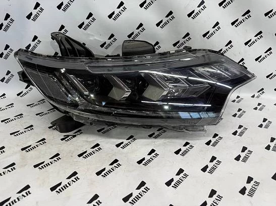 Фара правая Mitsubishi Outlander Full LED 2018 - н. в)