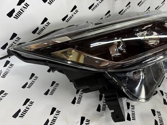 Фара правая Nissan Qashqai J11 (2017 - н. в. ) Led