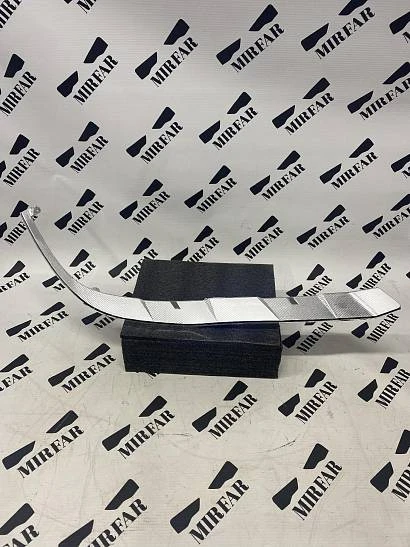 Правая нижняя хромированная маска BMW X5/X6 F15/F16 Full Led