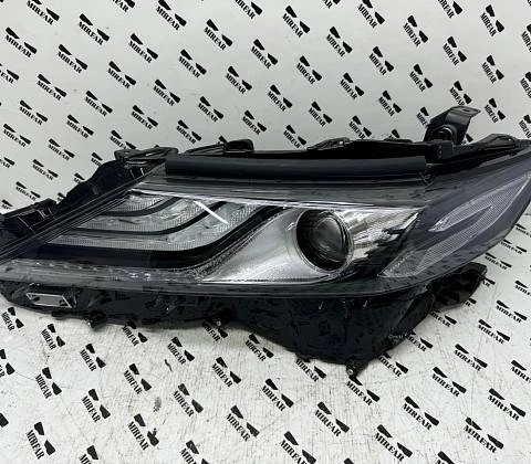  Фара левая Toyota Camry 70 2017-2020