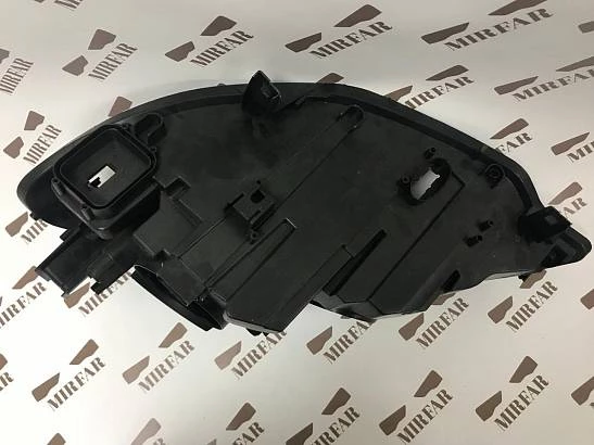 Правый корпус фары BMW X6 E71 2007-2012 
