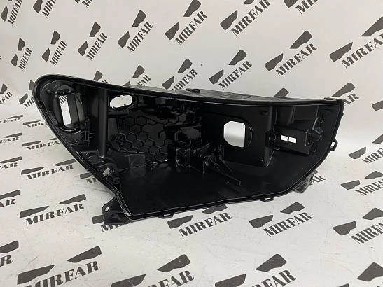 Правый корпус фары Volvo XC40 2017-2022 Full LED