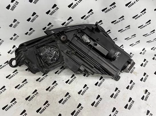 Фара левая Audi A4 B9 2015-2019 Full LED Matrix