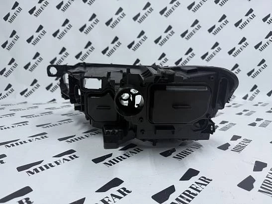 Правый корпус фары Volkswagen Passat B8 2015-2020 Full LED