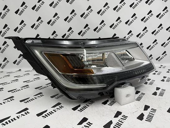 Фара правая Ford Explorer 5 2015-2019 Led