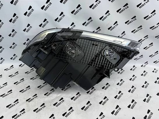 Фара правая BMW X5/X6 F15/F16 (2013 - 2018)