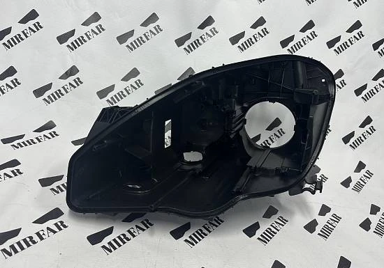 Левый корпус фары Mercedes-Benz B klasse w246 2011-2014