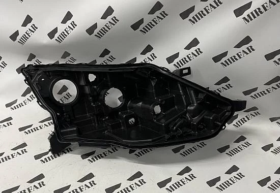 Правый корпус фары Nissan Qashqai 2 2013-2019 Halogen