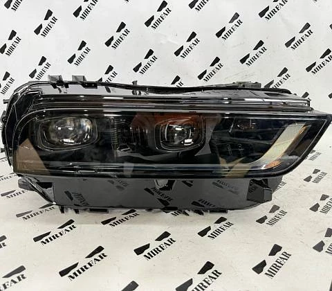 Фара правая BMW X7 G07 рест. 2022