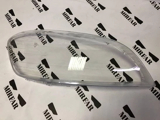 Правое стекло фары Volvo XC60 2008-2013
