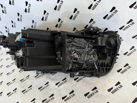 Фара левая BMW X7 G07 рест. 2022 