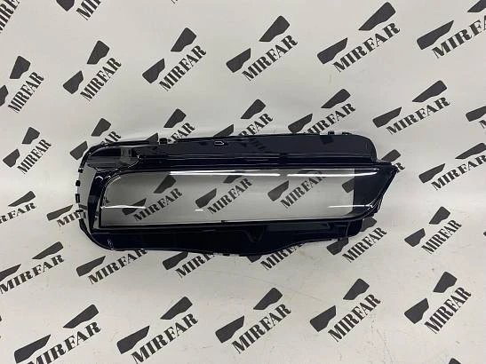 Правое стекло основной фары BMW 7 series G70 2022-2026