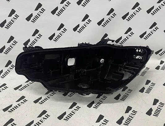 Левый корпус фары BMW 8er G14 G15 G16 2018-2025