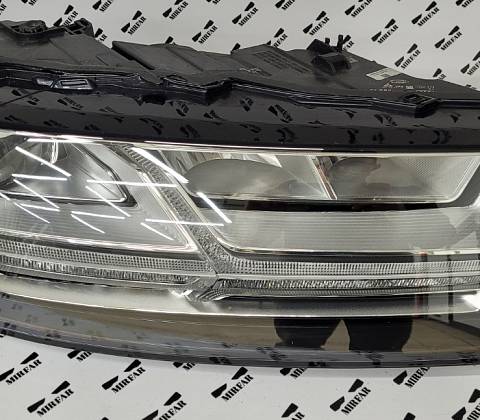 Фара правая Audi Q7 2015-2019 Matrix Led