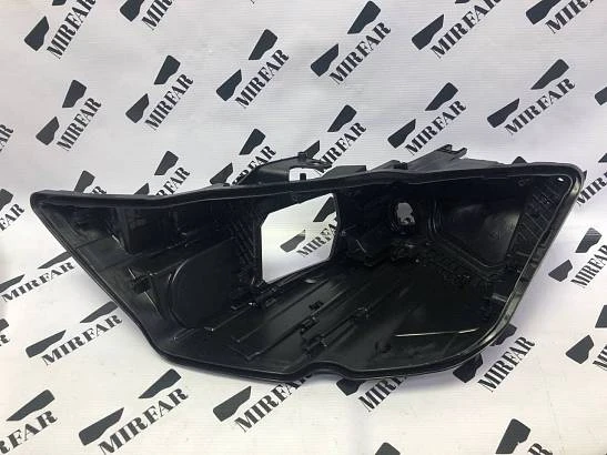 Левый корпус фары Audi A6 C8 2018-2025 Full LED