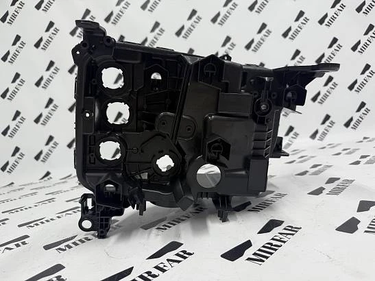 Левый корпус фары Toyota Land Cruiser Prado 250 2024- First Edition LED