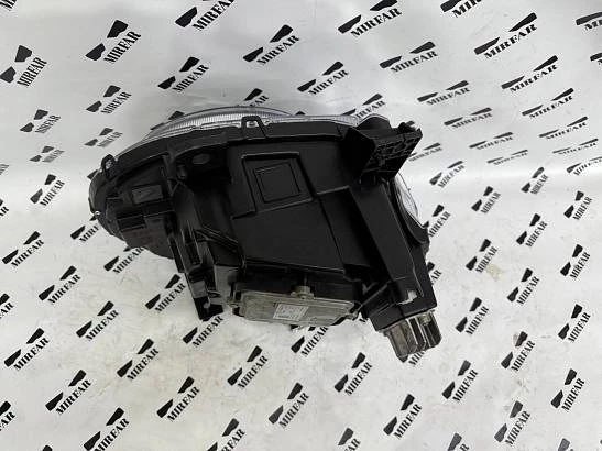 Фара левая Tank 300 2021