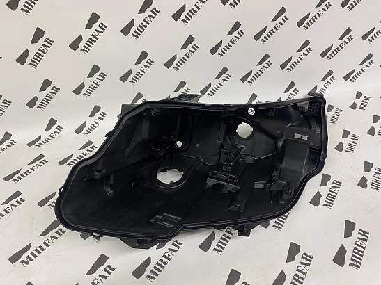 Левый корпус фары Land Rover Range Rover Vogue V L460 2022-н.в.