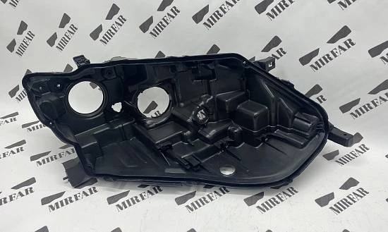 Правый корпус фары Nissan X-Trail T32 2017-2023 Рестайлинг Halogen