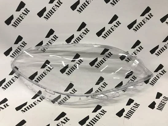 Правое стекло фары Mercedes-Benz B klasse w246 2011-2014