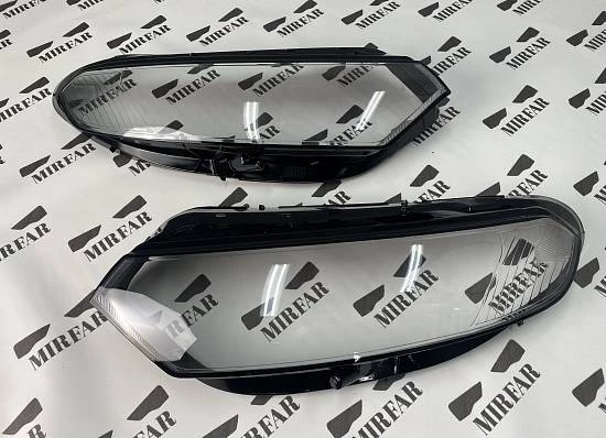 Правое стекло фары Ford Ecosport 2012-2018