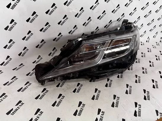 Фара левая Toyota Camry V70 2018