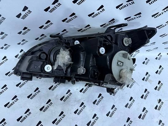 Фара передняя правая RX400h 2005 - 2008