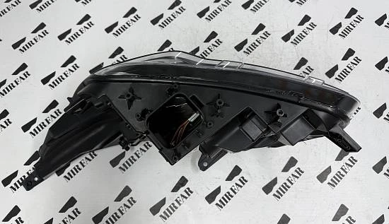 Фара правая Ford Explorer 5 2015-2019 Led