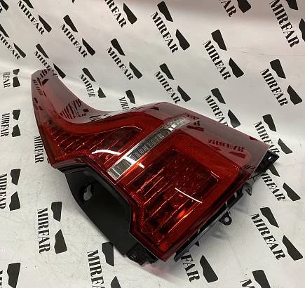 Задний правый внешний фонарь Volvo XC60 2017-2022 