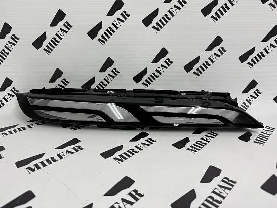 Правое стекло ДХО BMW 7 series G70 2022-2026 BASE