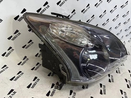 Фара правая RX400h 2005 - 2008