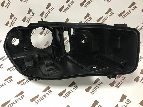 Правый корпус фары BMW X5/X6 F15 F16 2013-2019 XENON