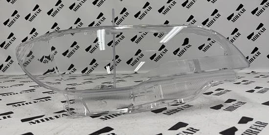 Правое стекло фары Subaru Outback V 2014-2018