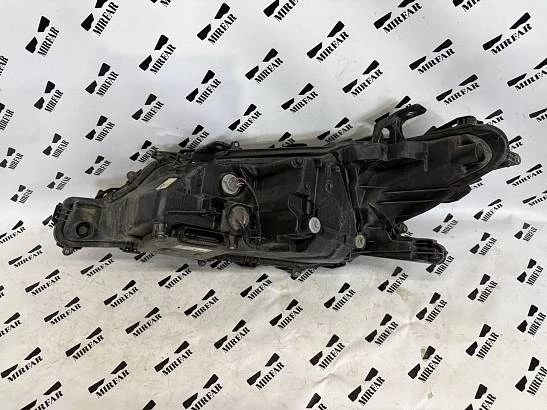 Фара правая Toyota Camry V70 2018