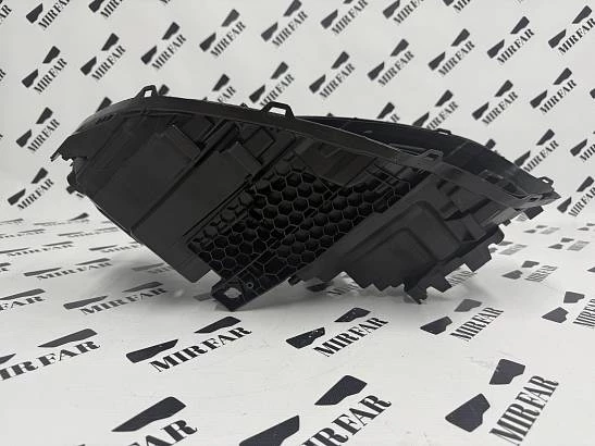 Правый корпус фары Volkswagen Passat B8,5 2019-2023 Рестайлинг IQ Matrix LED